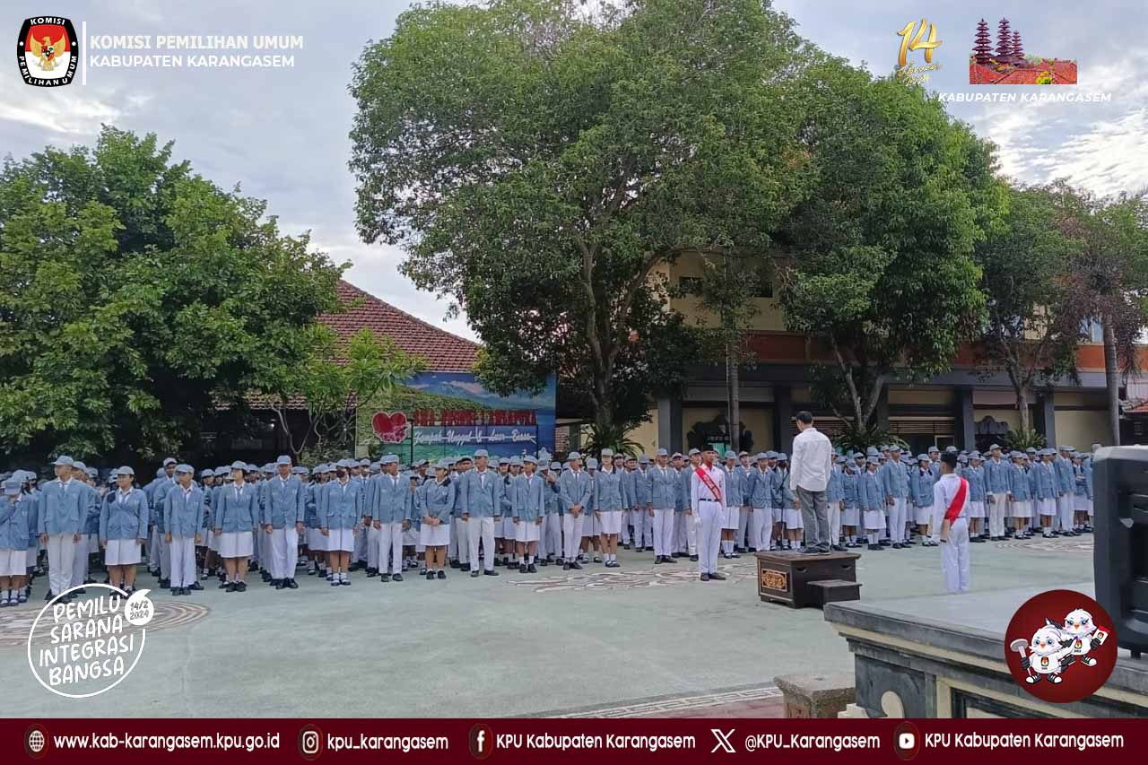 Sosialisasi Pendidikan  pada kegiatan Upacara Bendera di SMA Negeri 1 Amlapura, Senin (5/2).2024