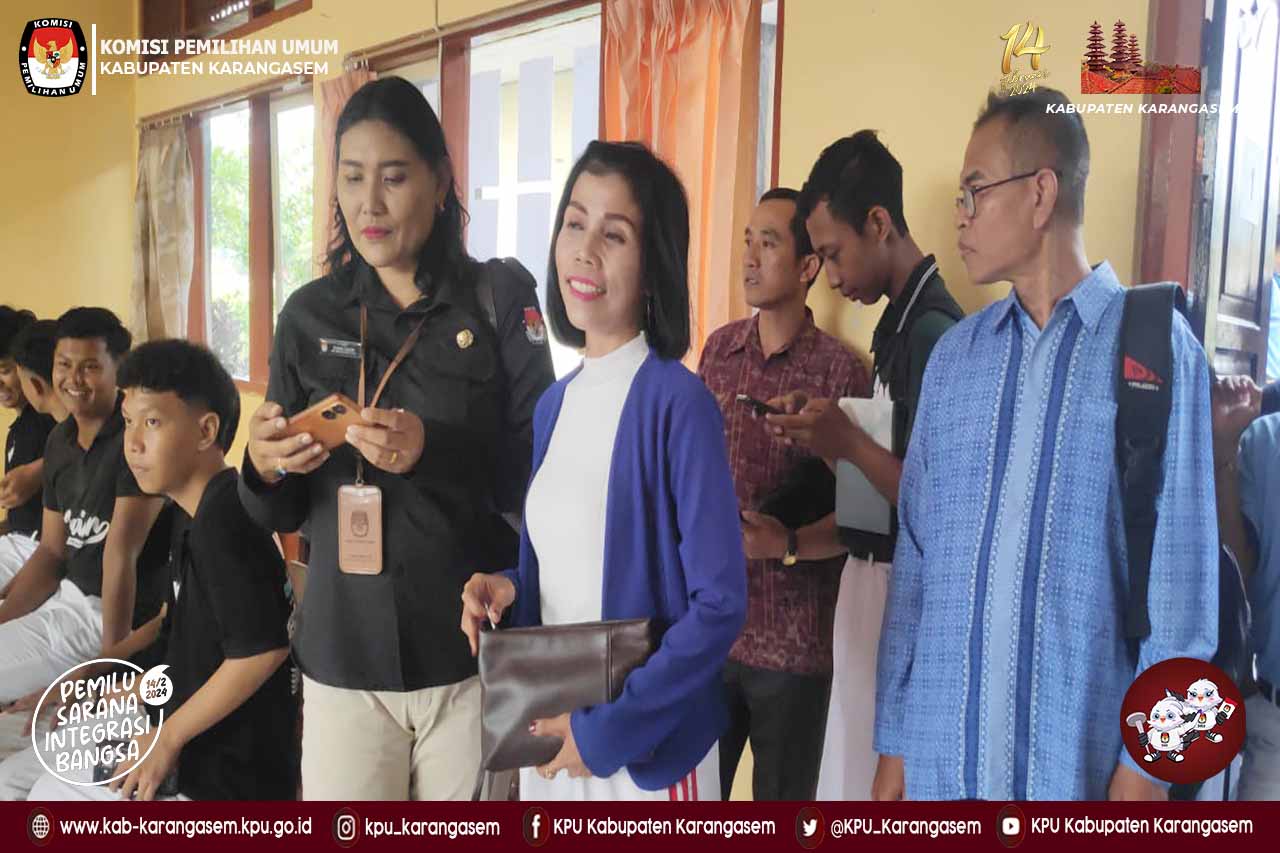 Monitoring Pemilos di SMA Negeri 2 Amlapura, Rabu (1/11) 2023