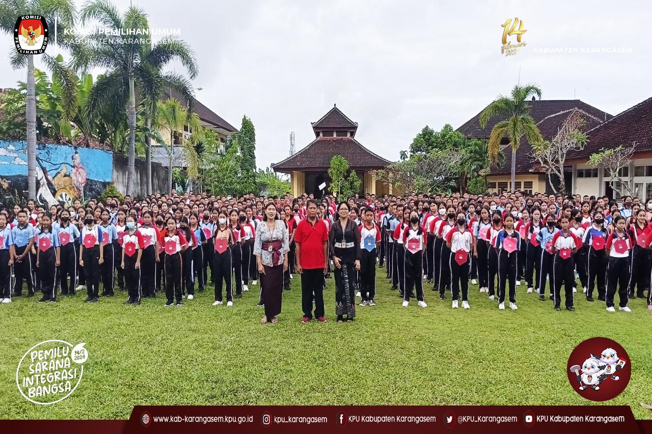 Menjadi Narasumber pada kegiatan MPLS di SMAN 2 Amlapura, 13 Juli 2023