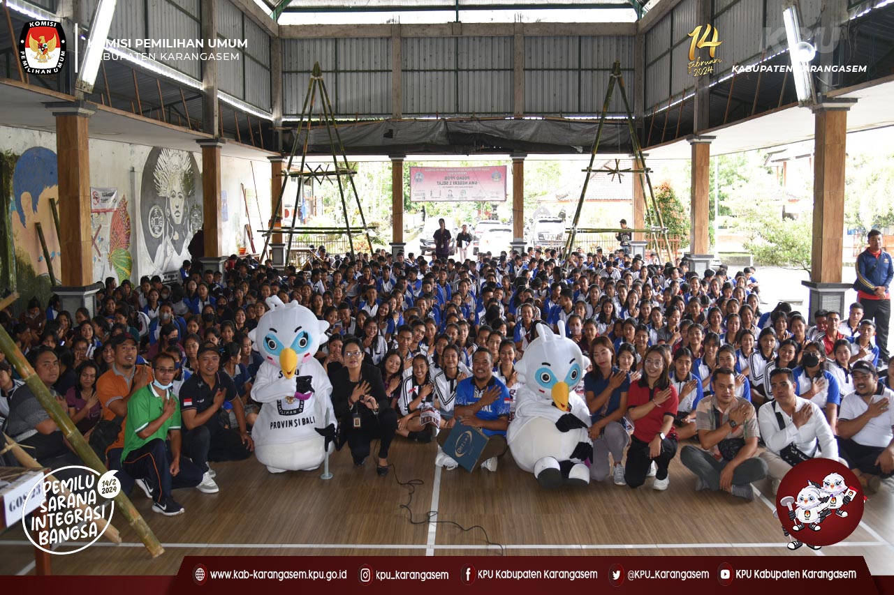 Kirab hari ke 2 di SMAN 1 Bebandem, 14 Juli 2023