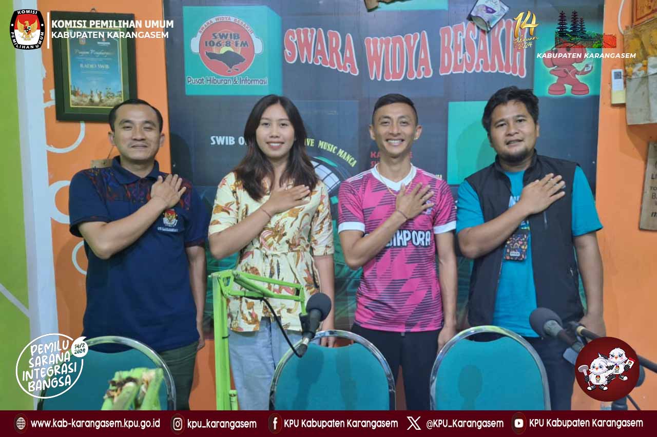 Sosialisasi Interaktif terkait Pelaksanaan Pemilu 2024 di Stasiun Radio SWIB FM, Jumat (2/2).2024