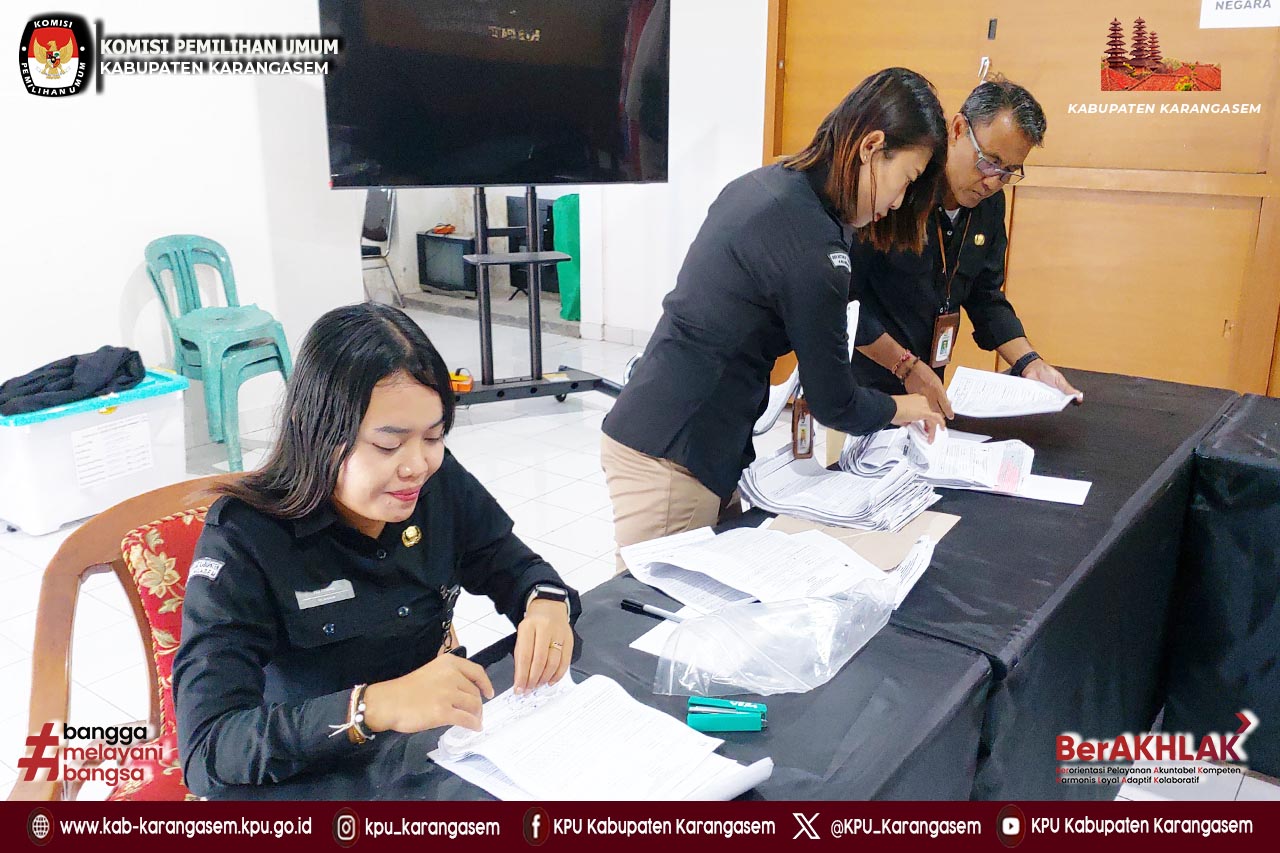 Pemilahan Arsip Ex Pemilu dan Pilkada di Kantor KPU Kabupaten Karangasem