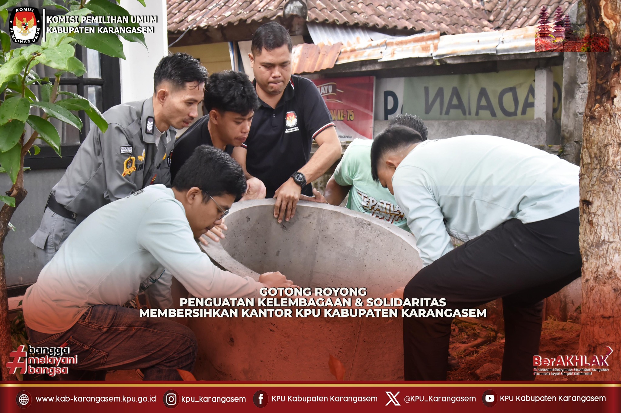 Penguatan Solidaritas Kelembagaan di Kantor KPU Kabupaten Karangasem, Jumat (1/8). 2025